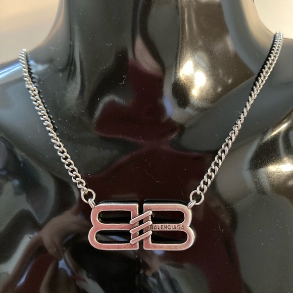 Balenciaga Silver Necklace with logo Pendant - Picture 2 of 5